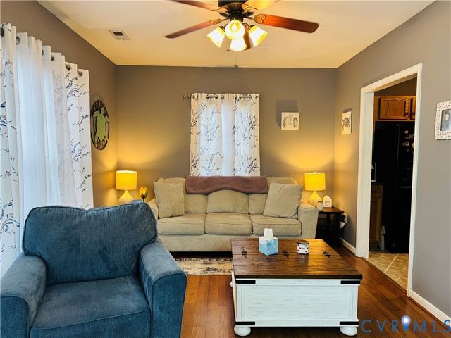 2723 Goyne Ter, Chester, VA 23831