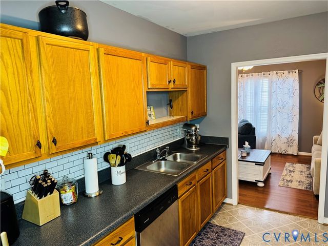 2723 Goyne Ter, Chester, VA 23831