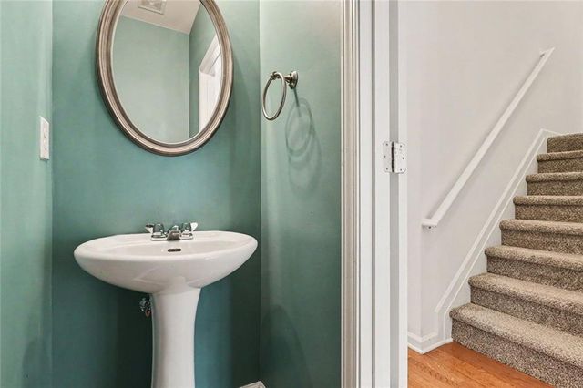 3030 NW Liberty Way NW, Atlanta, GA 30318
