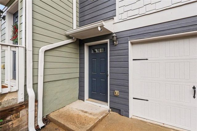 3030 NW Liberty Way NW, Atlanta, GA 30318