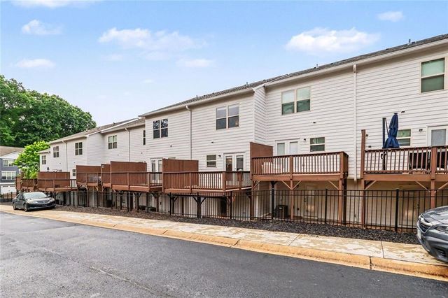 3030 NW Liberty Way NW, Atlanta, GA 30318