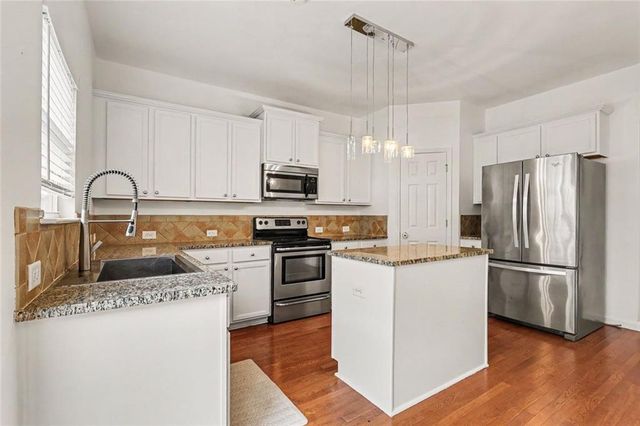 3030 NW Liberty Way NW, Atlanta, GA 30318