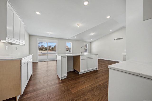 26565 Alray Street, Chesterfield Twp, MI 48051