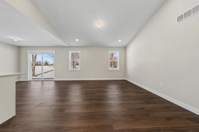 26565 Alray Street, Chesterfield Twp, MI 48051