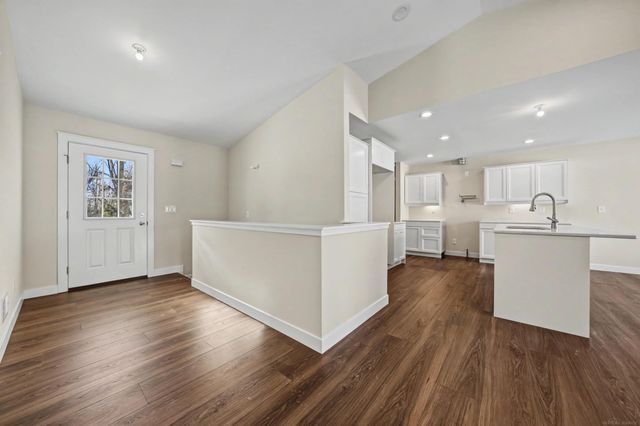 26565 Alray Street, Chesterfield Twp, MI 48051