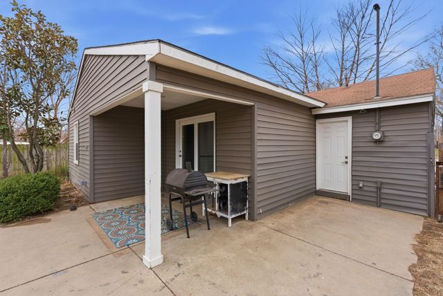 810 N Anna St, Wichita, KS 67212