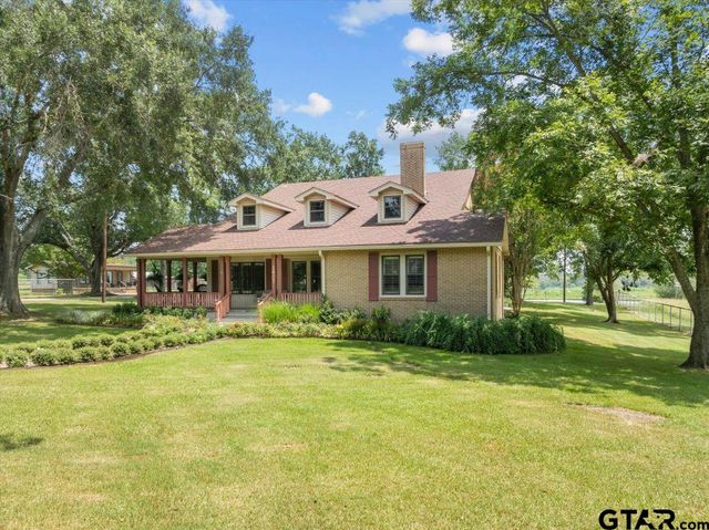 2807 Fm 225, Henderson, TX 75654