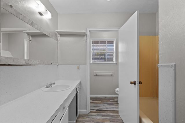 2729 Main Street 8, La Marque, TX 77568