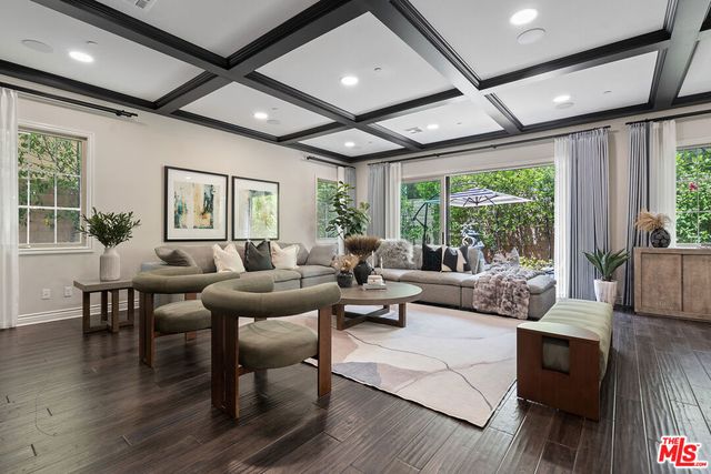 55 Suede, Irvine, CA 92602
