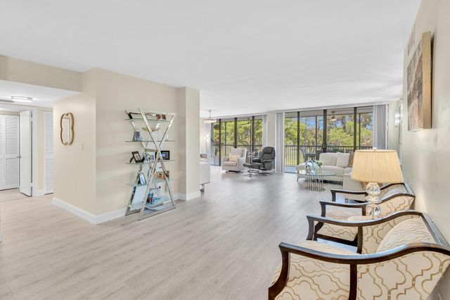 2804 N 46th Avenue C330, Hollywood, FL 33021