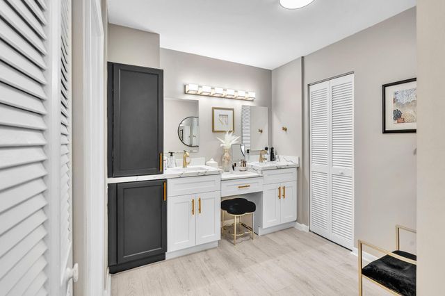 2804 N 46th Avenue C330, Hollywood, FL 33021