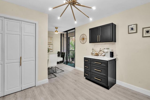2804 N 46th Avenue C330, Hollywood, FL 33021