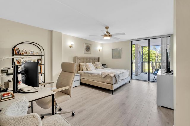 2804 N 46th Avenue C330, Hollywood, FL 33021