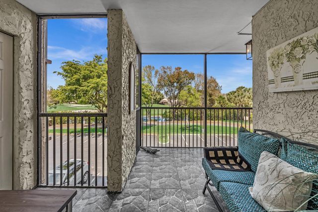 2804 N 46th Avenue C330, Hollywood, FL 33021