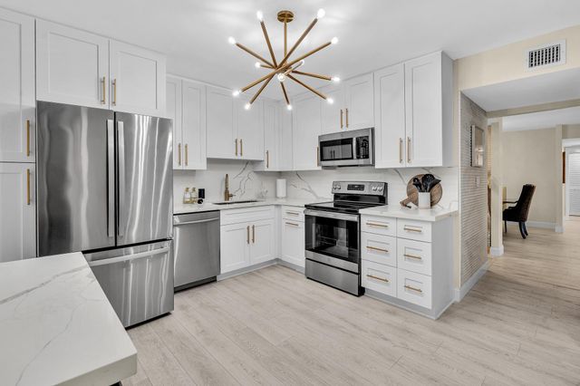 2804 N 46th Avenue C330, Hollywood, FL 33021