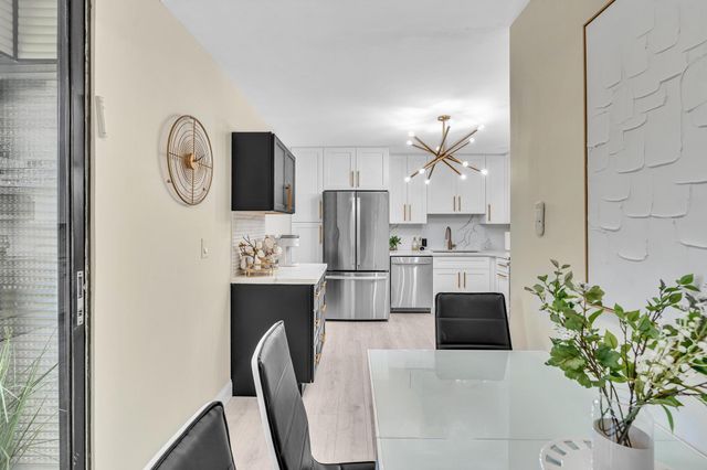 2804 N 46th Avenue C330, Hollywood, FL 33021