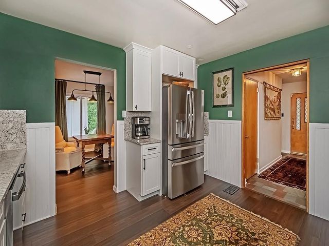1024 Knollwood Rd, New Kensington, PA 15068
