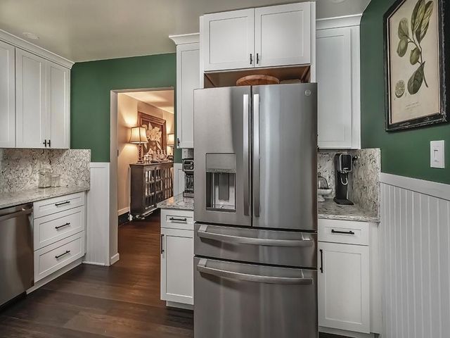 1024 Knollwood Rd, New Kensington, PA 15068