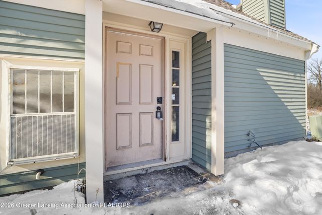 1830 Nemoke Trail, Haslett, MI 48840