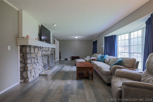533 W Woodland Drive, Cleveland, OK 74020