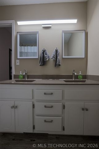 533 W Woodland Drive, Cleveland, OK 74020