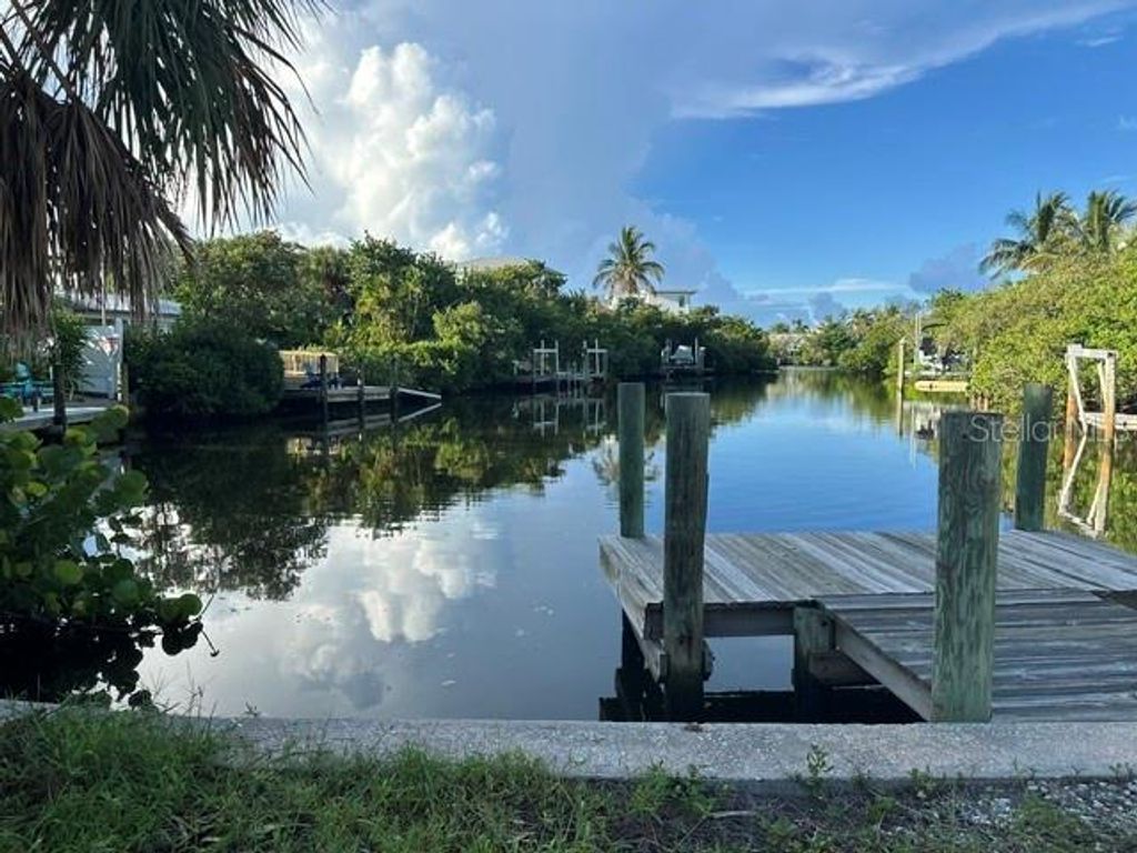 259 GLADIOLUS STREET, ANNA MARIA, FL 34216 — photo 4