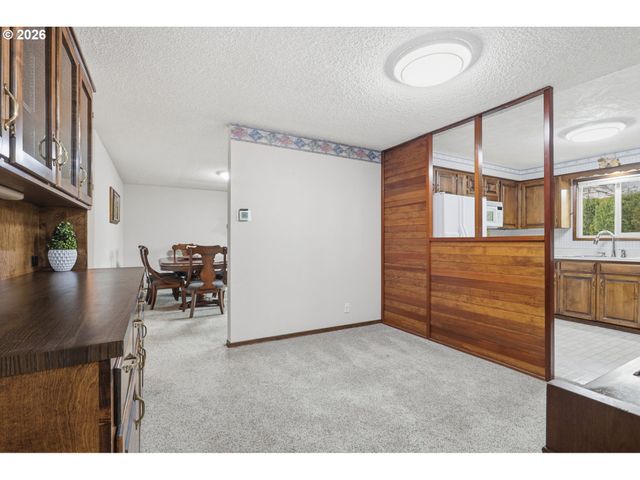 1145 Nw SUNNYWOOD Ct, Mc Minnville, OR 97128