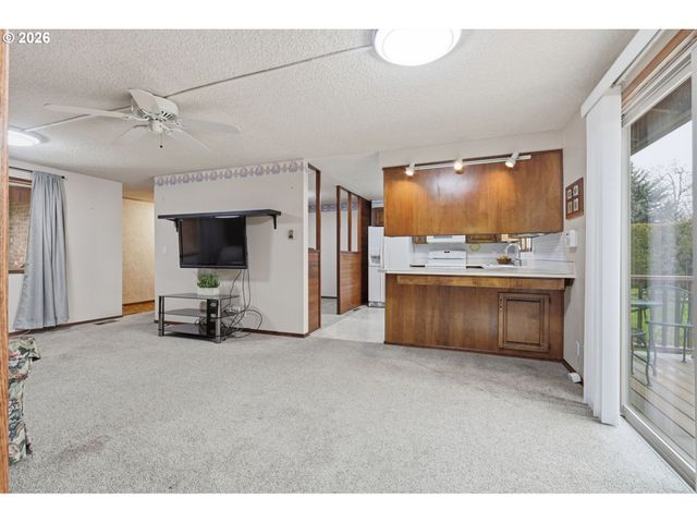 1145 Nw SUNNYWOOD Ct, Mc Minnville, OR 97128