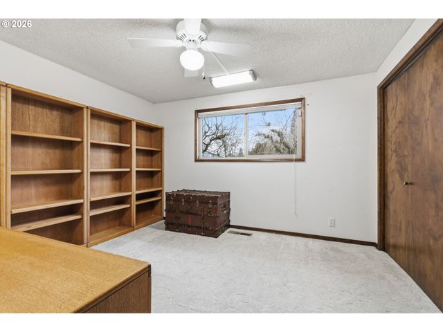 1145 Nw SUNNYWOOD Ct, Mc Minnville, OR 97128