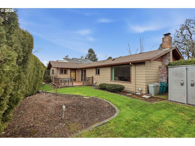 1145 Nw SUNNYWOOD Ct, Mc Minnville, OR 97128