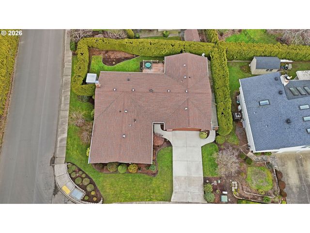 1145 Nw SUNNYWOOD Ct, Mc Minnville, OR 97128