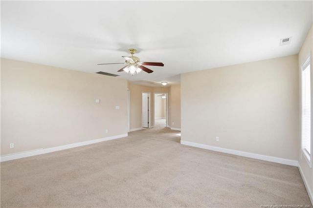 940 Pecan Grove Loop, Hope Mills, NC 28348