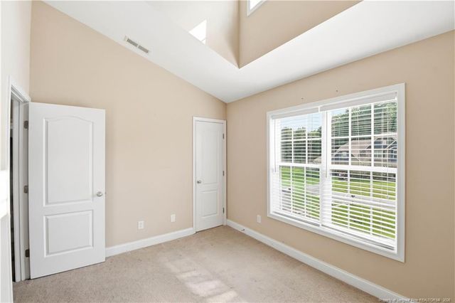 940 Pecan Grove Loop, Hope Mills, NC 28348