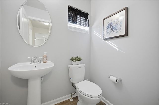 1617 Banff CT, Chesapeake, VA 23320