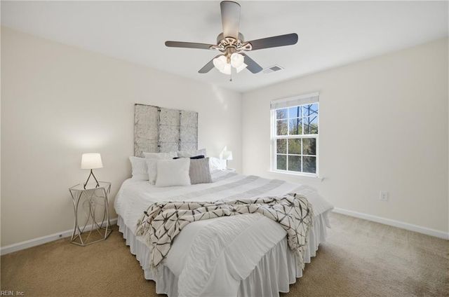 1617 Banff CT, Chesapeake, VA 23320