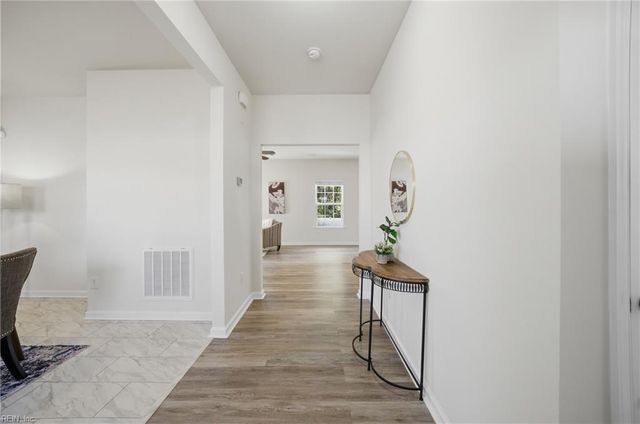 1617 Banff CT, Chesapeake, VA 23320