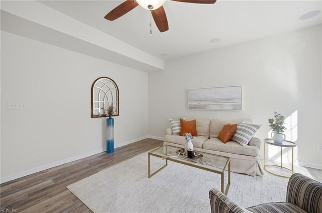 1617 Banff CT, Chesapeake, VA 23320