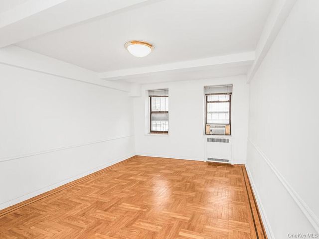 860 Grand Concourse 1i, Bronx, NY 10451