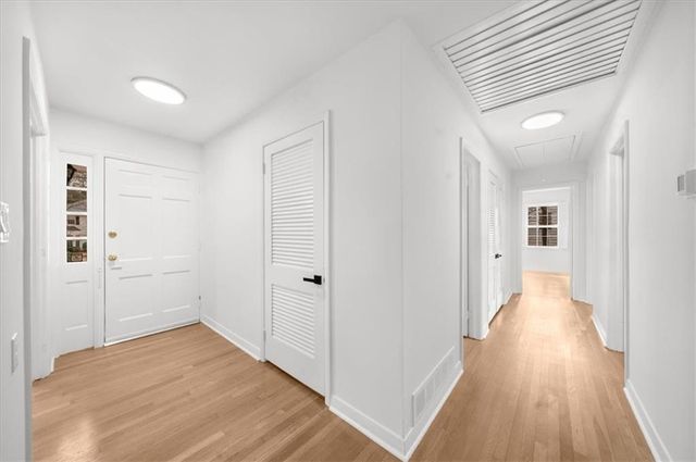 4890 High Point Road, Sandy Springs, GA 30342