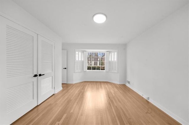 4890 High Point Road, Sandy Springs, GA 30342