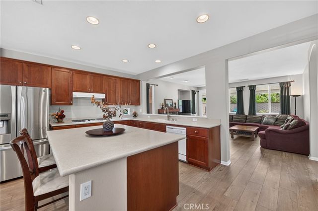2332 Douglaston, Escondido, CA 92026