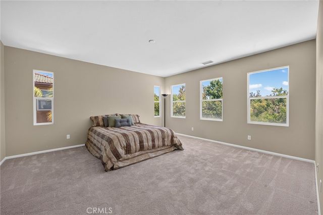 2332 Douglaston, Escondido, CA 92026