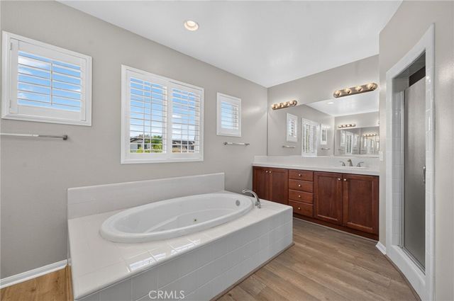 2332 Douglaston, Escondido, CA 92026