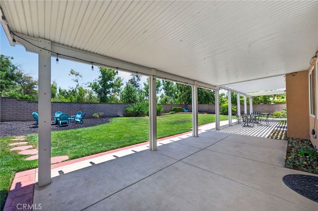 2332 Douglaston, Escondido, CA 92026