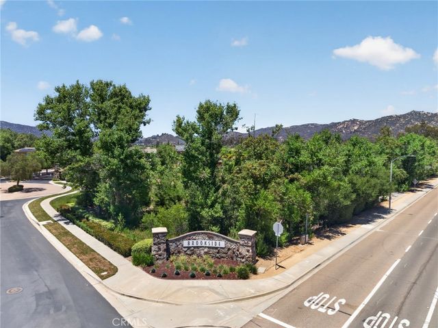2332 Douglaston, Escondido, CA 92026