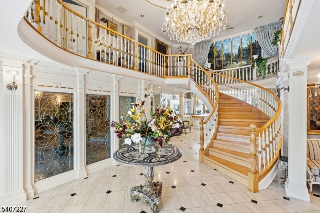 12 E Saddle River Rd, Saddle River Boro, NJ 07458 — photo 2
