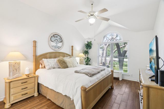 201 Sailmaster ST, Lakeway, TX 78734