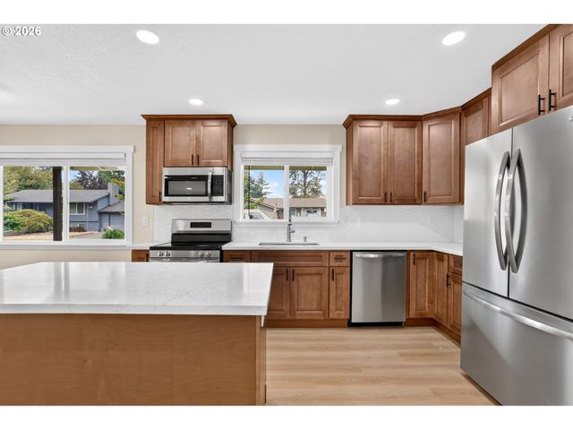 13670 Sw 21ST St, Beaverton, OR 97008