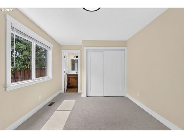 13670 Sw 21ST St, Beaverton, OR 97008