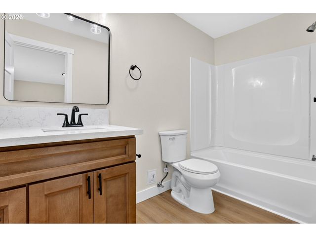 13670 Sw 21ST St, Beaverton, OR 97008